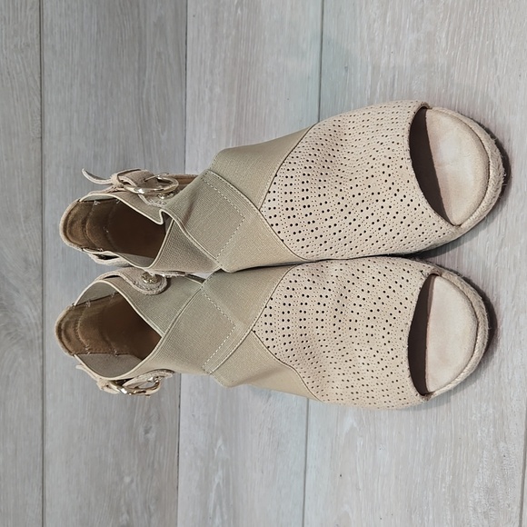 NYDJ Women's Charismasa Tan Wedge Sandals Espadrille Shoes Sz 7M - Picture 4 of 13